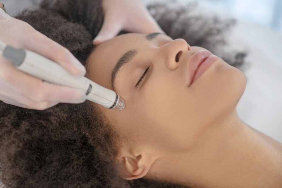 Eyebrow Microblading