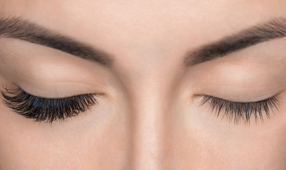 eyelash extensions cause itchy eyelids Minou Nails